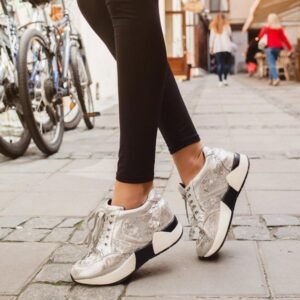 Feminino